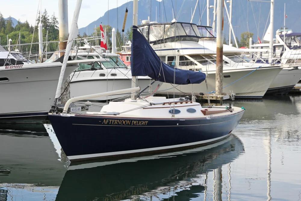 BoatPhoto.coverAlt