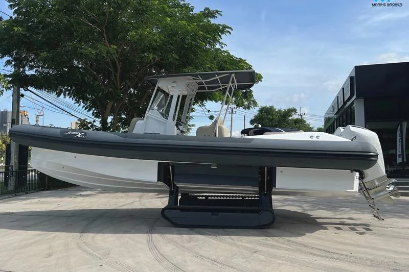BoatPhoto.coverAlt