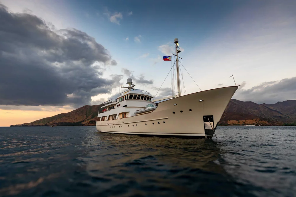 BoatPhoto.coverAlt