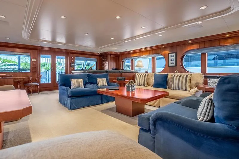 1992 Feadship 140 Tri-Deck for sale in Nassau, Bahamas, photo 5 of 5