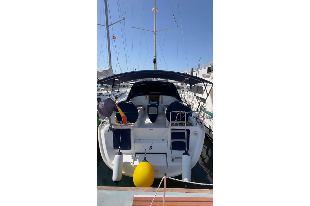 BoatPhoto.coverAlt