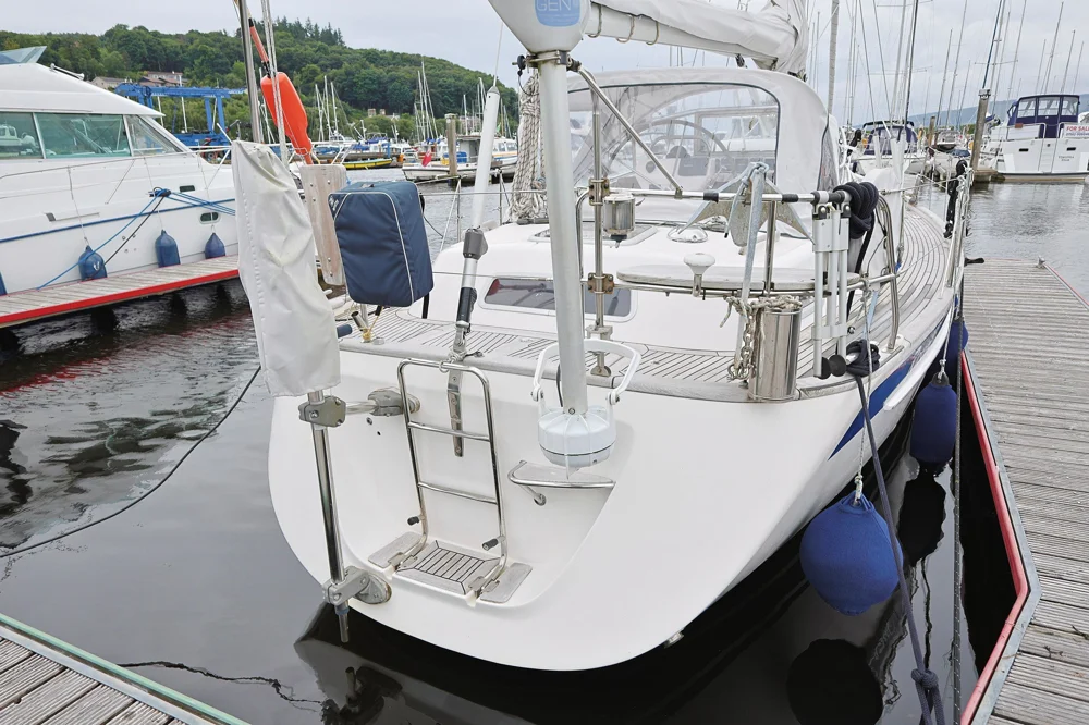 BoatPhoto.alt