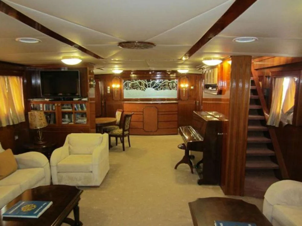 BoatPhoto.alt