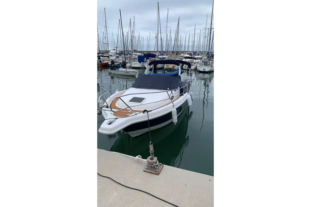 BoatPhoto.alt