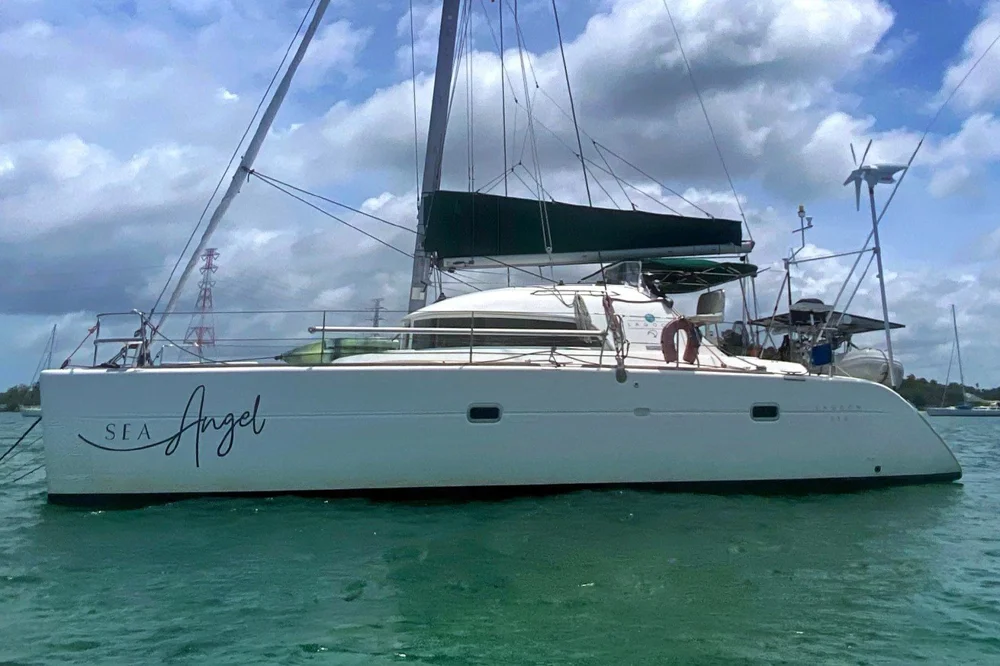 BoatPhoto.coverAlt