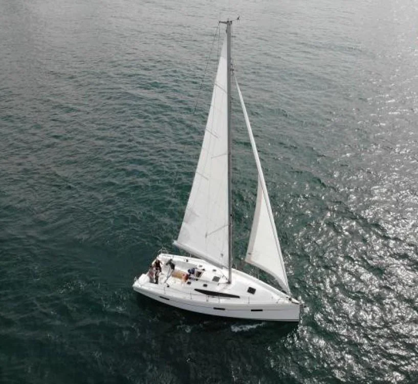 BoatPhoto.coverAlt