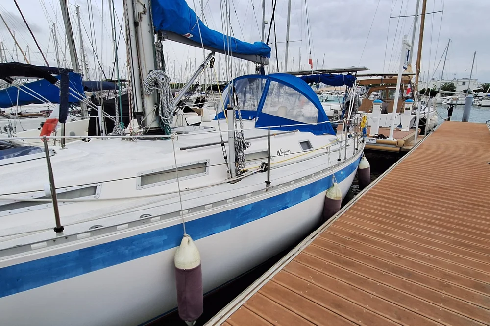 BoatPhoto.alt