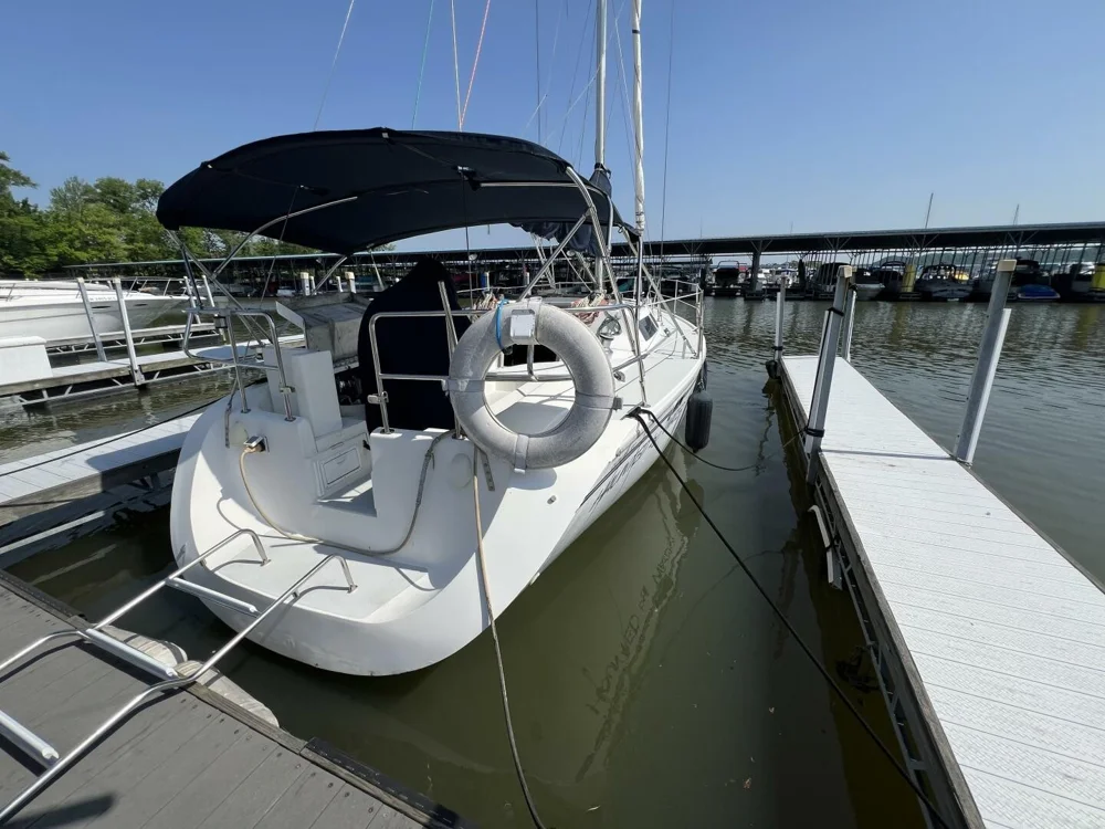 1994 Catalina 320 for sale in Rye, United Kingdom, photo 4 of 5