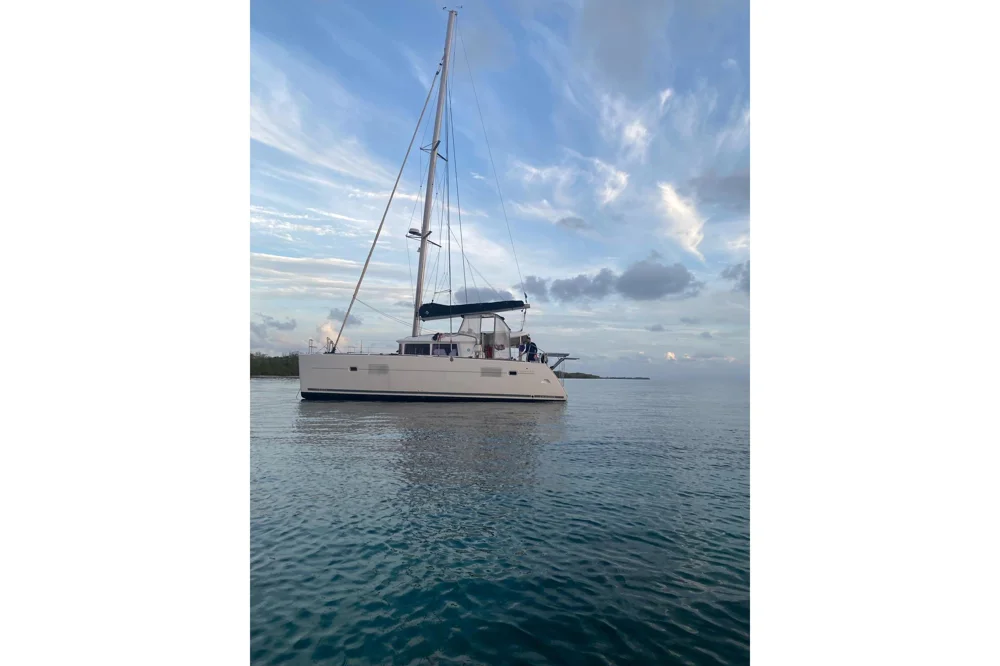 BoatPhoto.alt