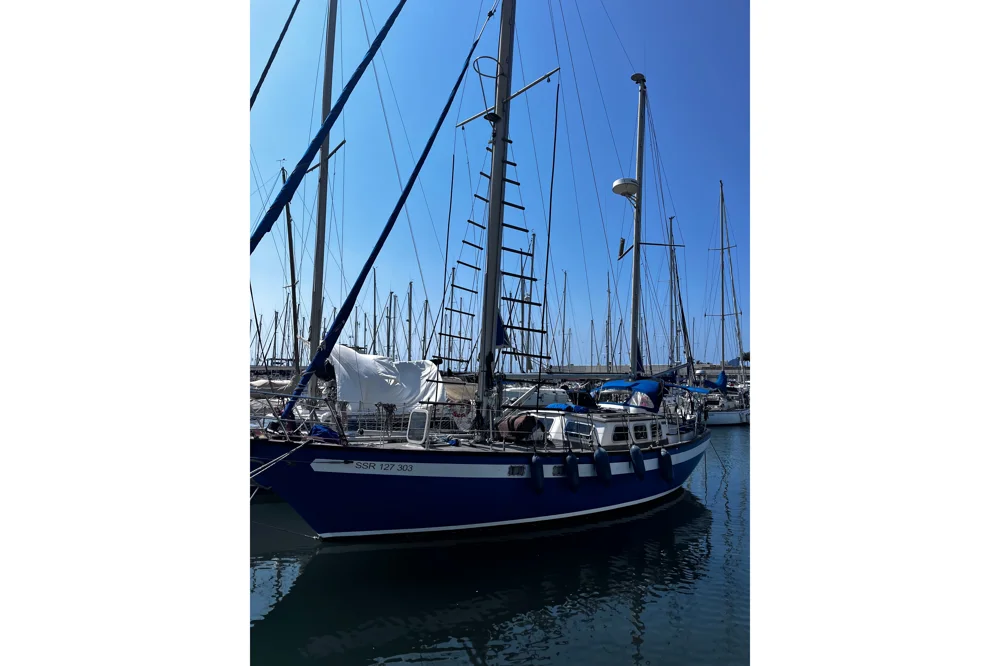 BoatPhoto.coverAlt
