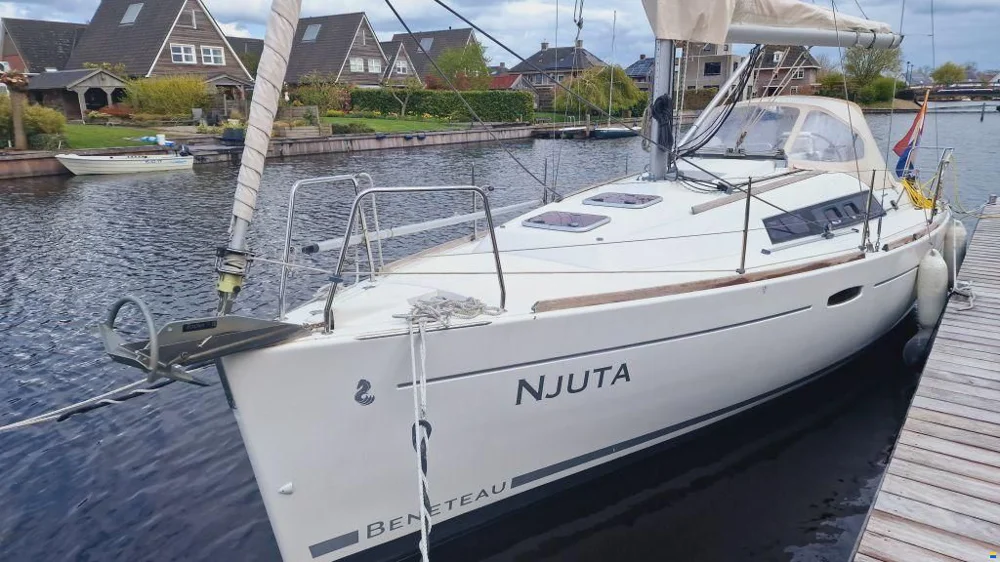BoatPhoto.coverAlt