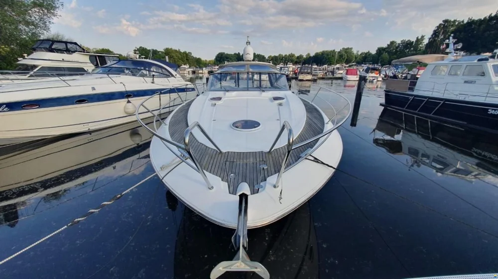 2010 Bavaria S 37 for sale in Hamburg, Germany, photo 3 of 5