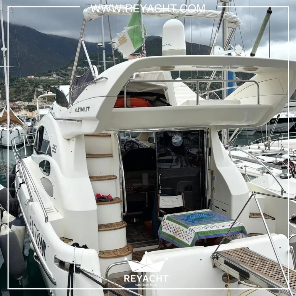 BoatPhoto.coverAlt