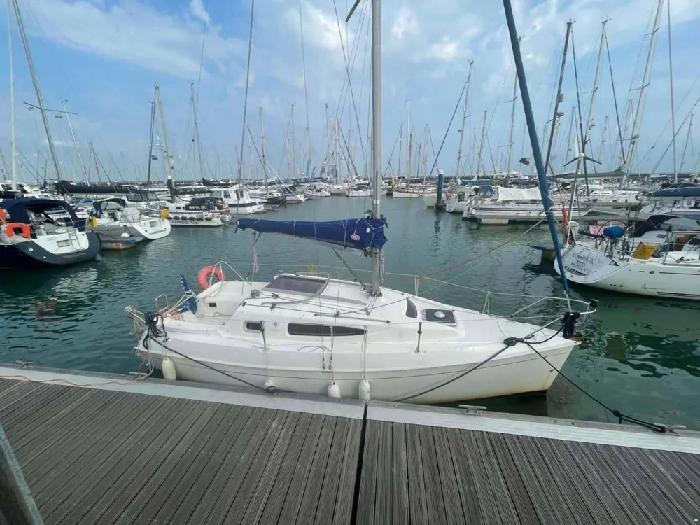 BoatPhoto.alt