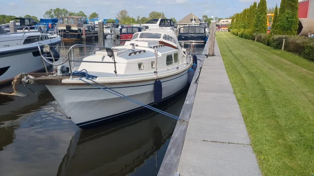 BoatPhoto.coverAlt