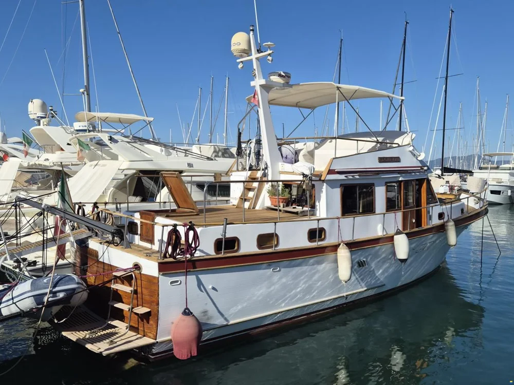BoatPhoto.coverAlt