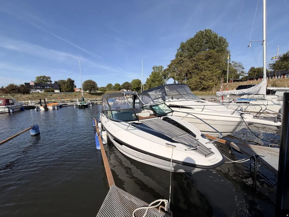 BoatPhoto.coverAlt