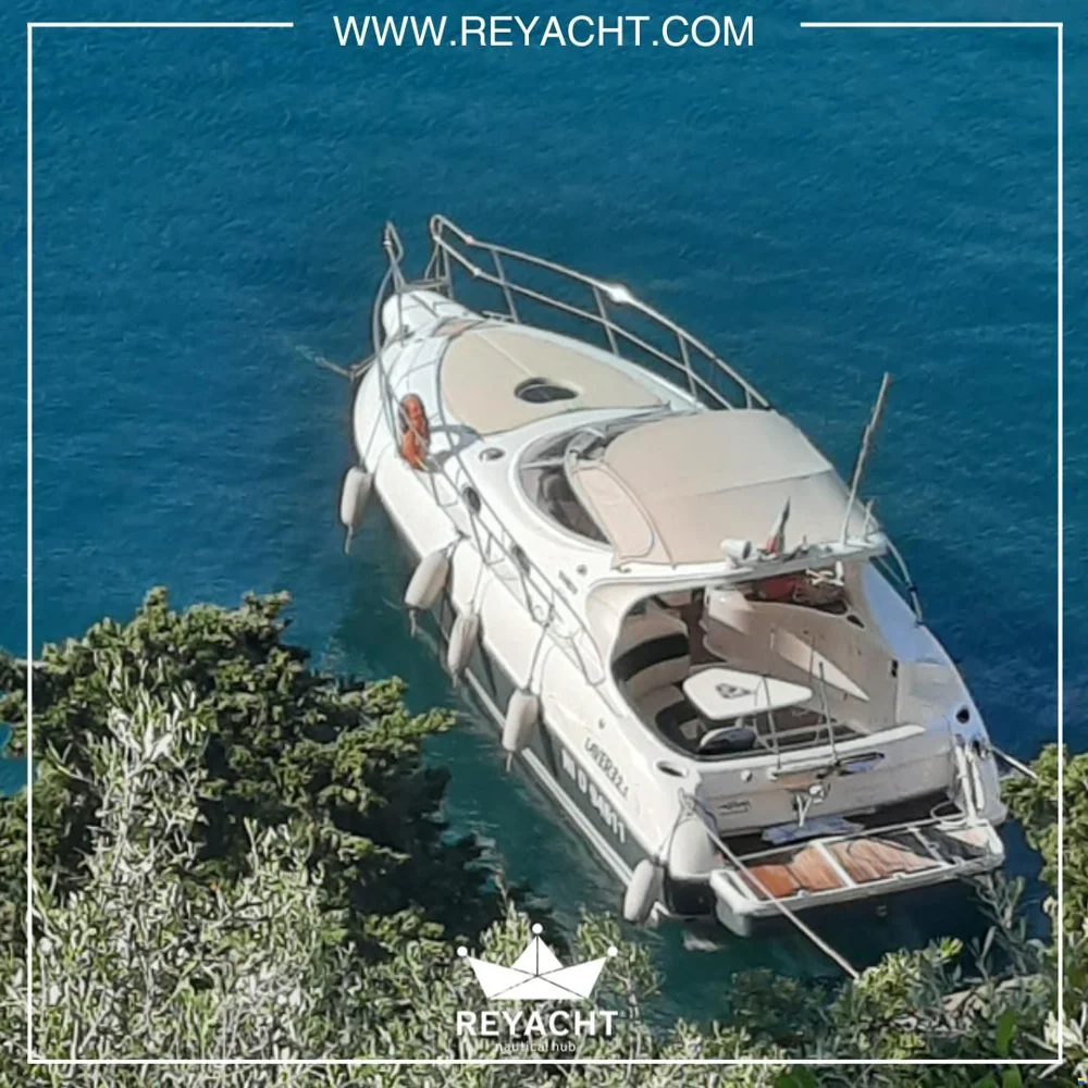BoatPhoto.coverAlt