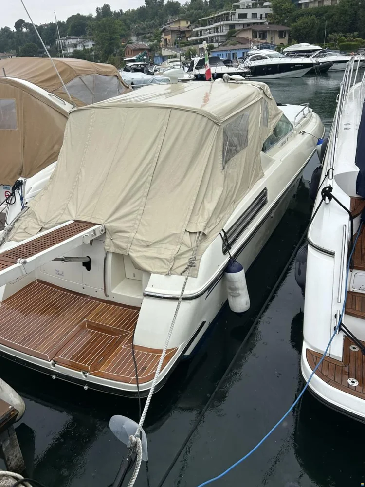 BoatPhoto.alt