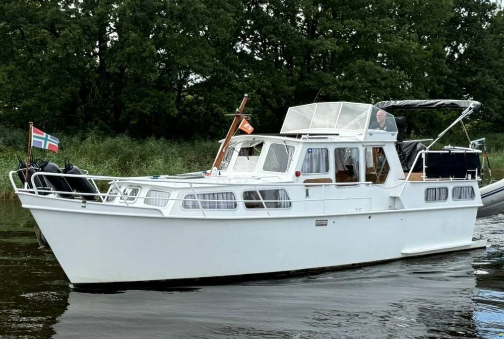 BoatPhoto.alt