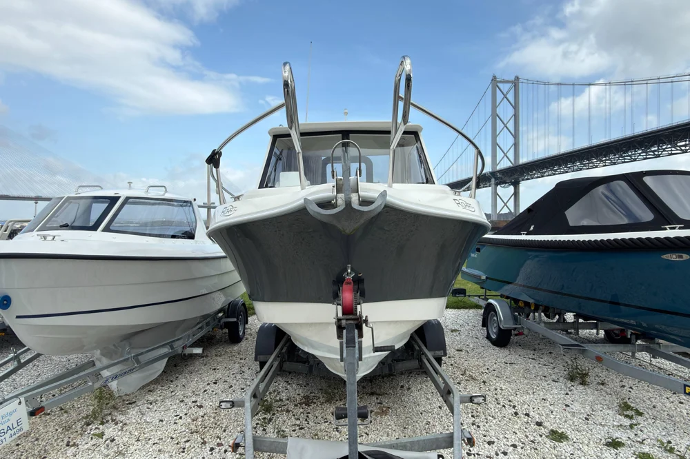 BoatPhoto.alt