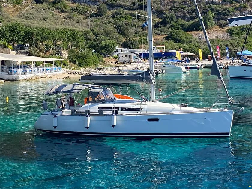 BoatPhoto.coverAlt