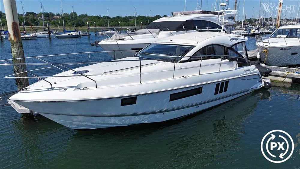 BoatPhoto.coverAlt