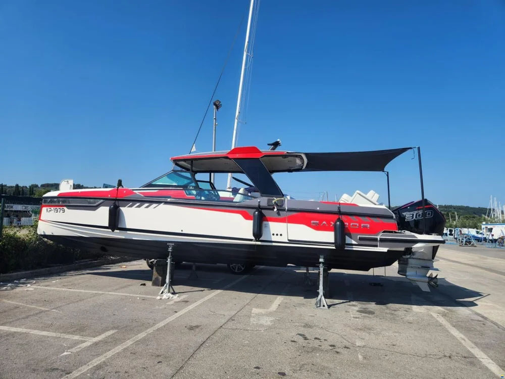 BoatPhoto.coverAlt