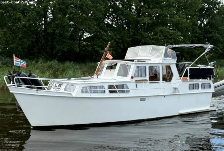 BoatPhoto.alt