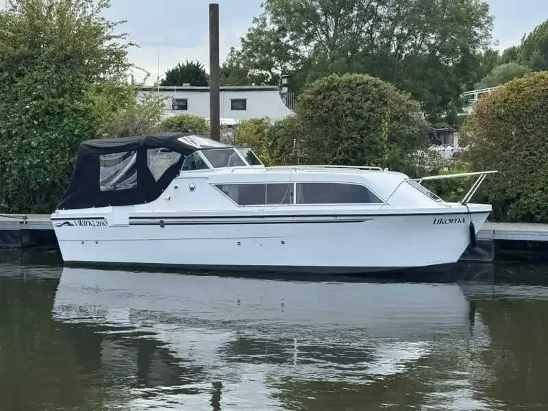 BoatPhoto.coverAlt