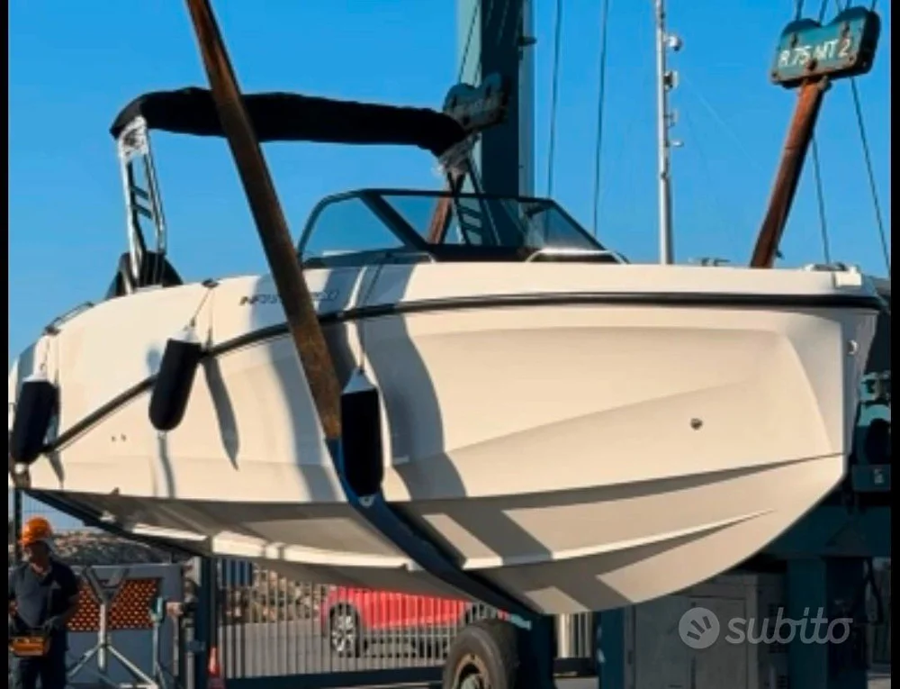 BoatPhoto.alt