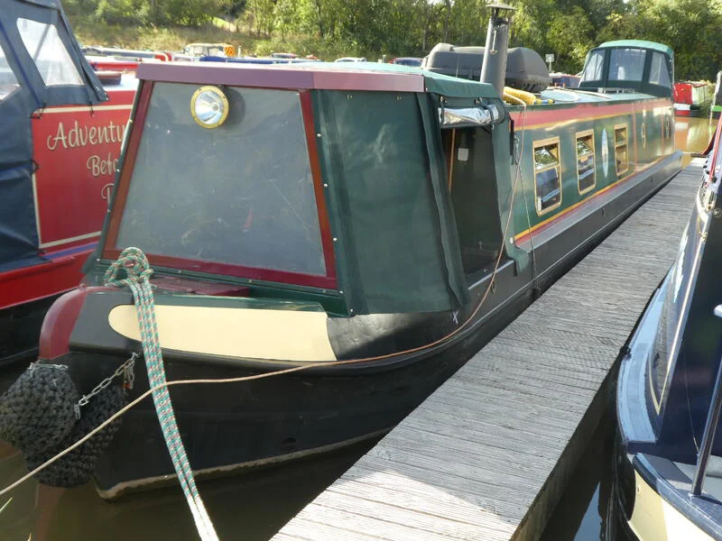BoatPhoto.coverAlt