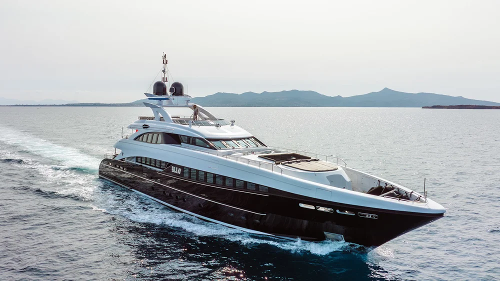 2007 Heesen Yachts Heesen 4400 for sale in Athens, Greece, photo 2 of 5