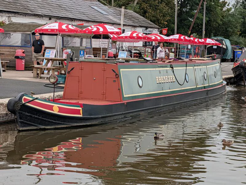 BoatPhoto.coverAlt