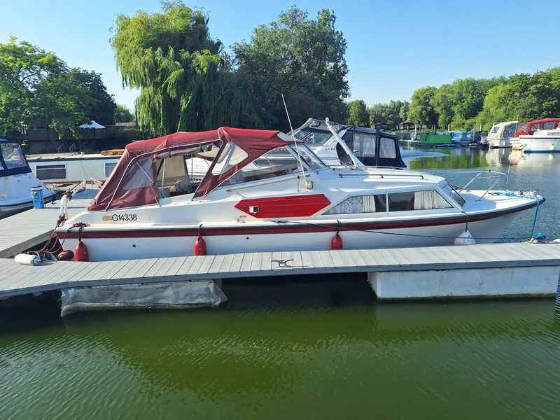 BoatPhoto.alt