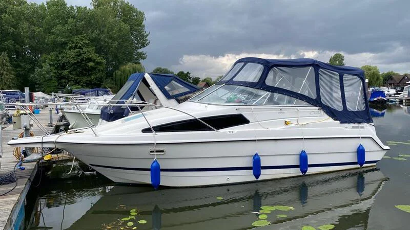 BoatPhoto.coverAlt