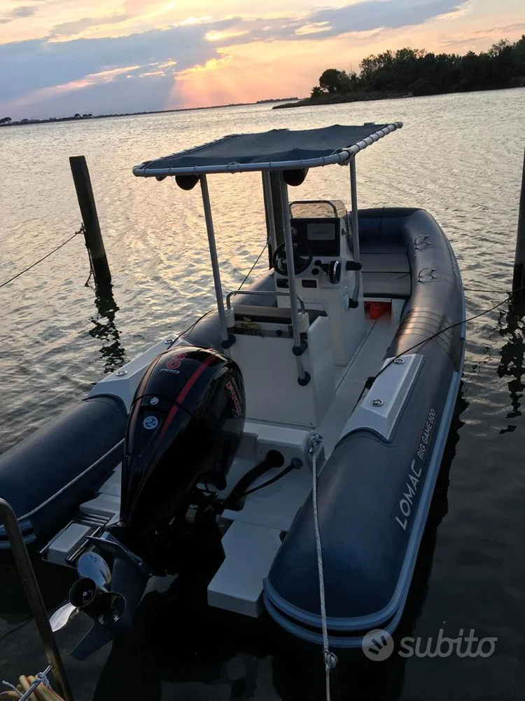 BoatPhoto.coverAlt