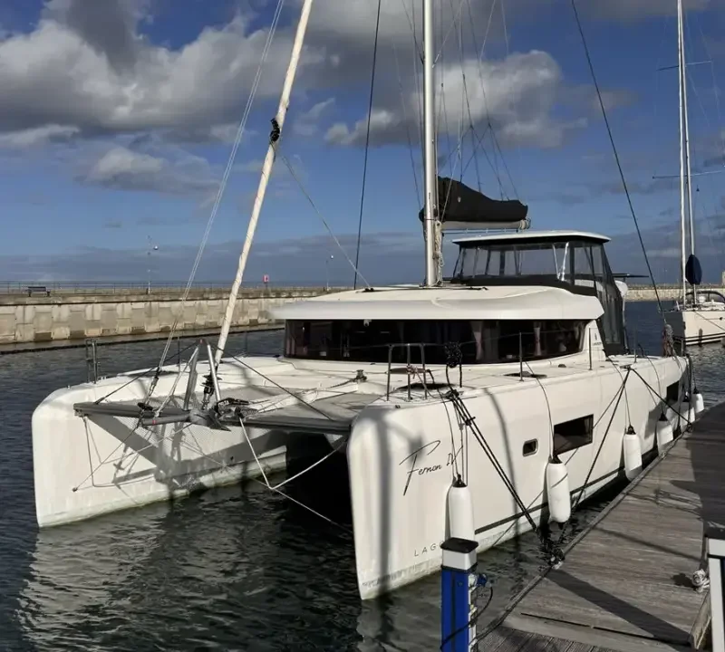 BoatPhoto.alt
