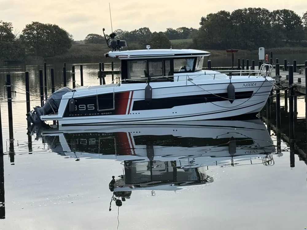 BoatPhoto.coverAlt