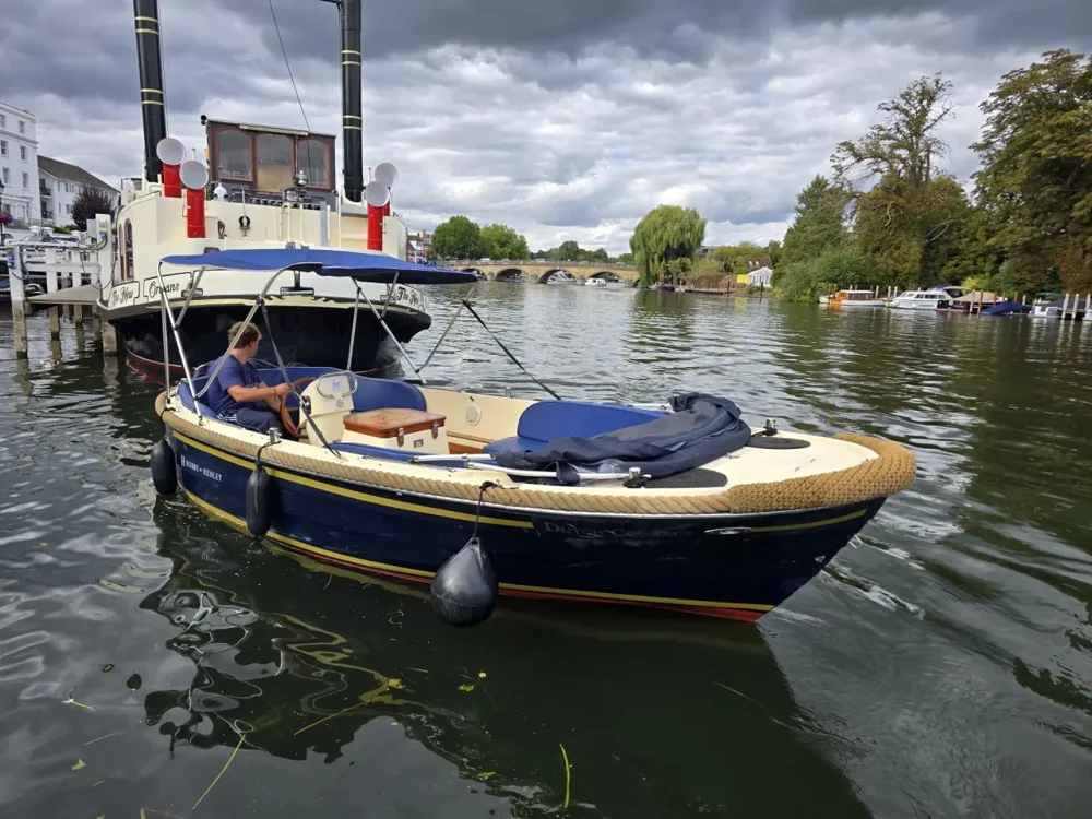 BoatPhoto.alt