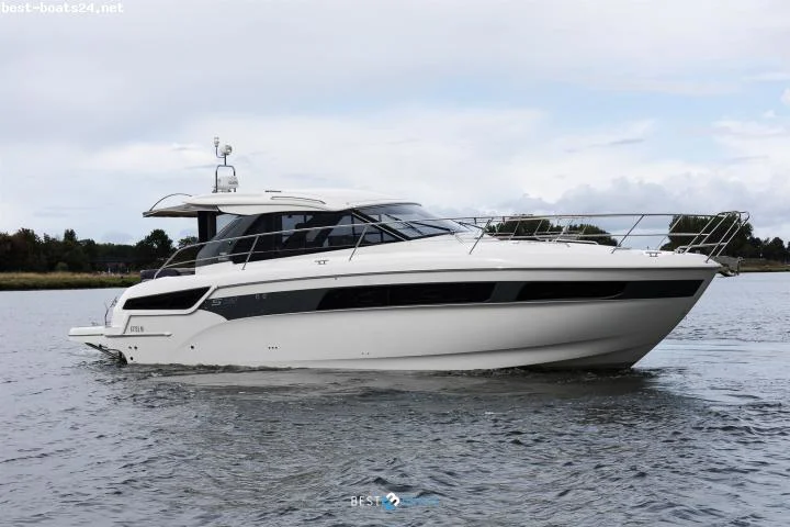 BoatPhoto.alt