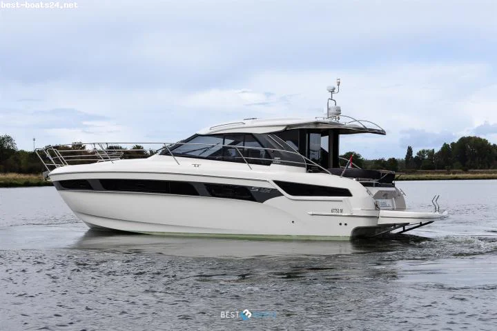 BoatPhoto.alt