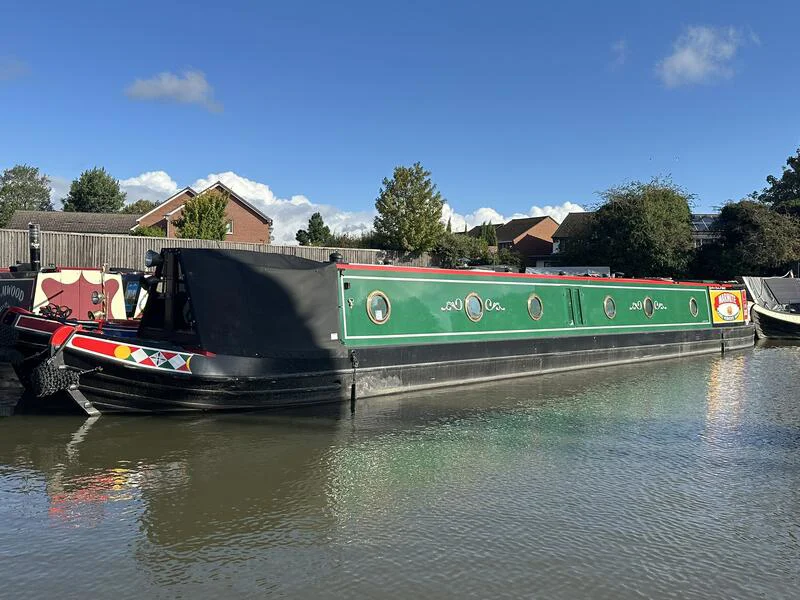 BoatPhoto.coverAlt