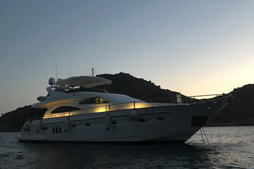 BoatPhoto.alt