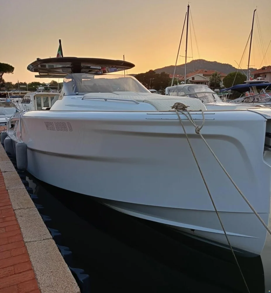 BoatPhoto.alt