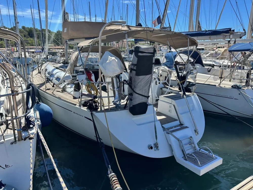 BoatPhoto.coverAlt