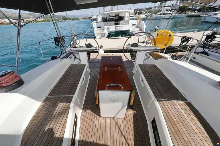 2011 Bavaria 50 Cruiser for sale in Punat, Croatia
