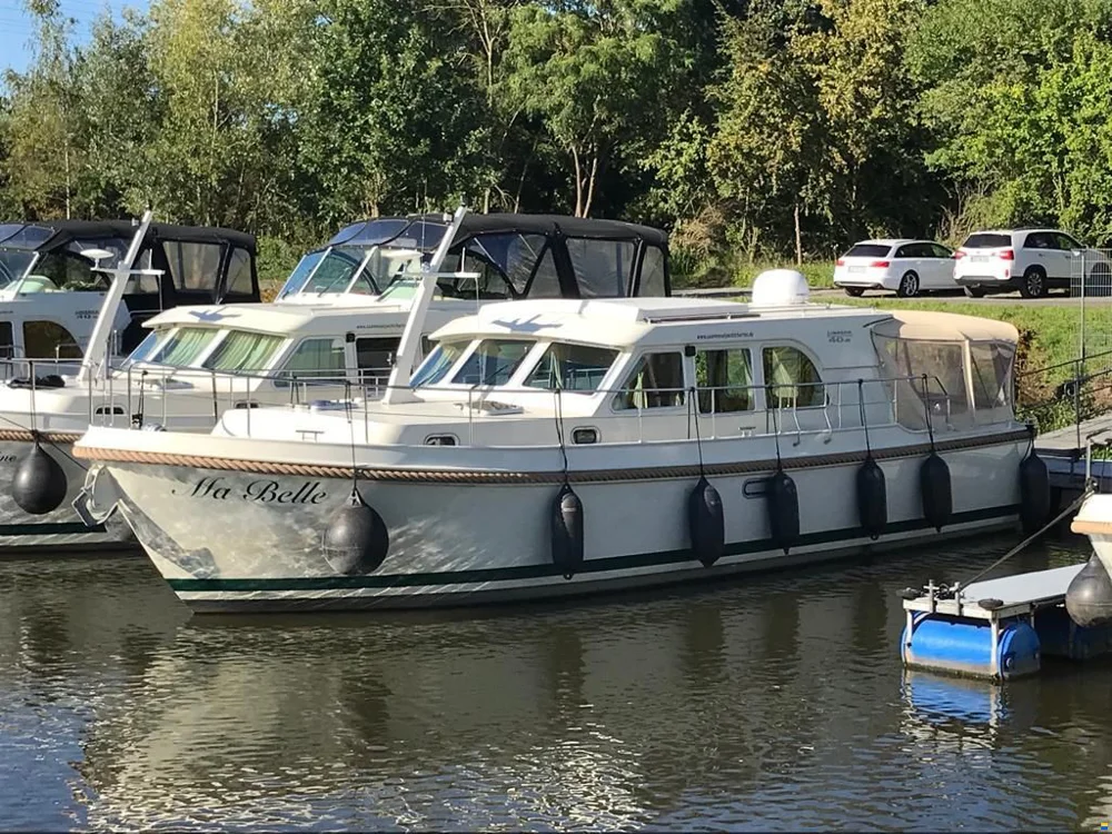 BoatPhoto.coverAlt