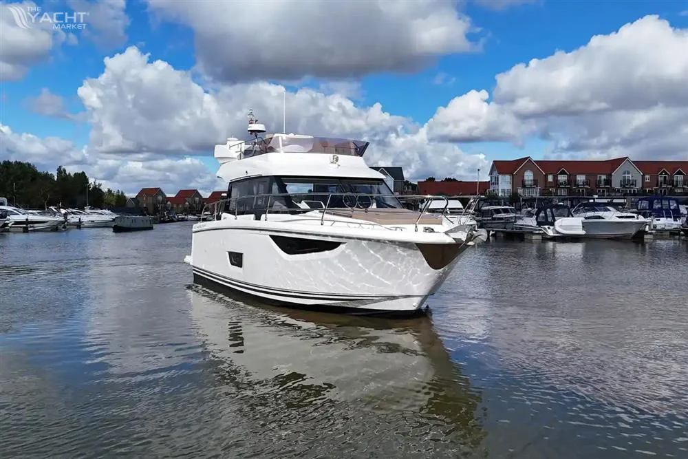 BoatPhoto.alt
