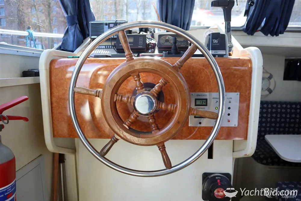 BoatPhoto.alt